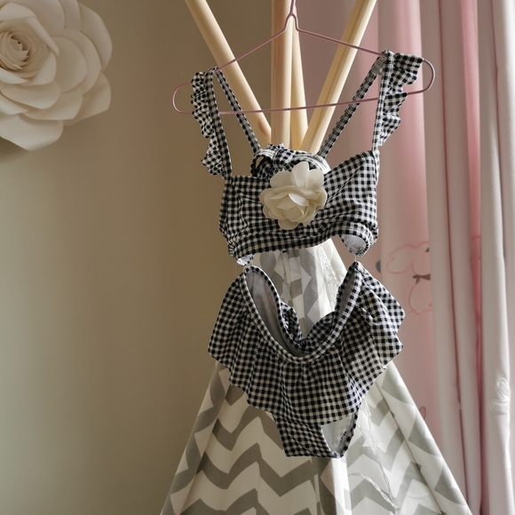 New Janie and Jack flower White and navy bathsuit - Picture 2 of 7